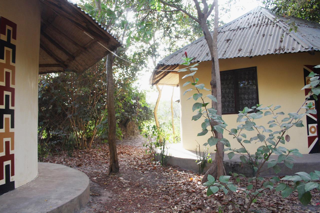 Bendula Bed and Breakfast Tujereng Buitenkant foto